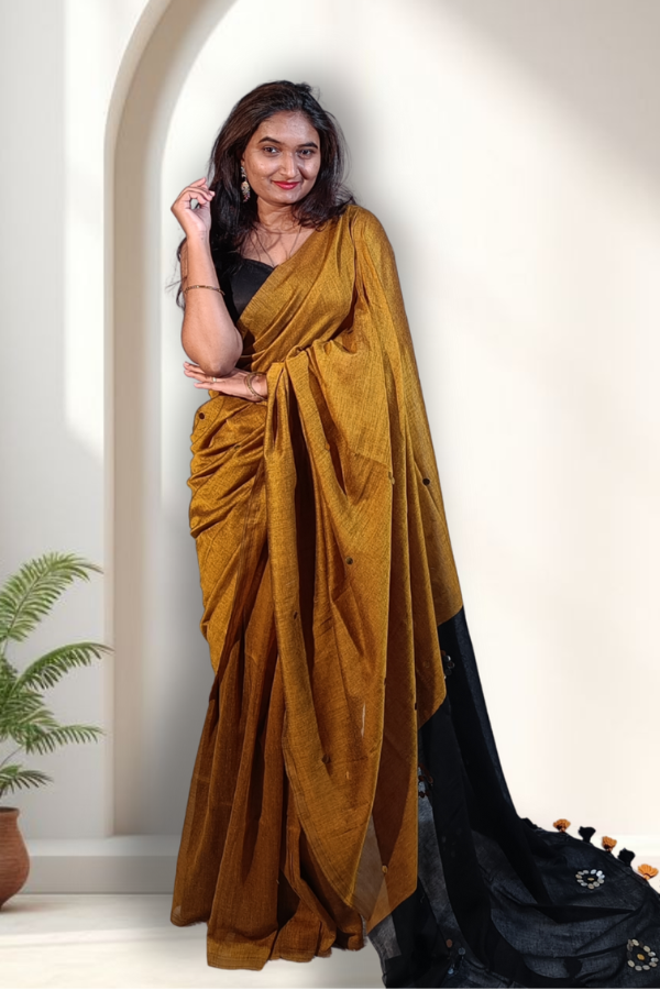 Chumki Shumki (Ochre-Black)