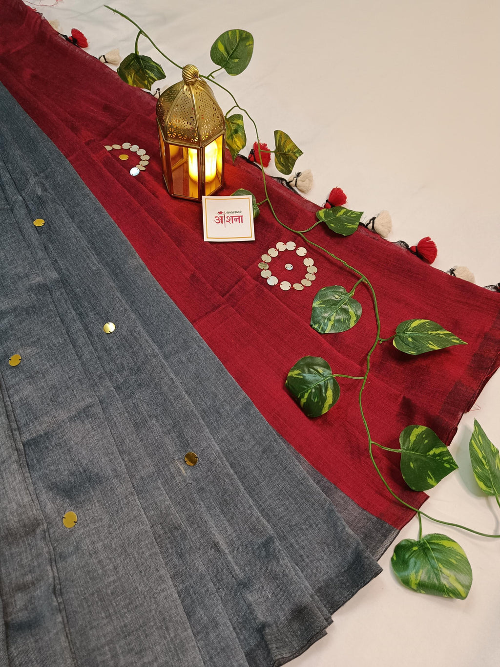 Chumki Shumki (Grey-Red)