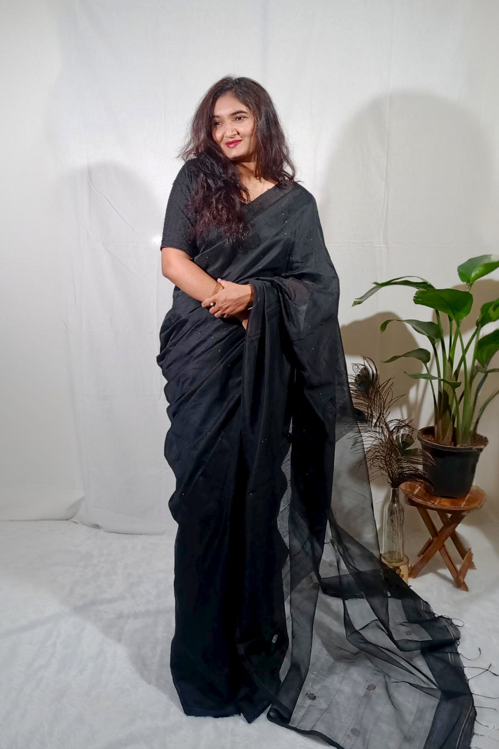 Pallu Story (Black)