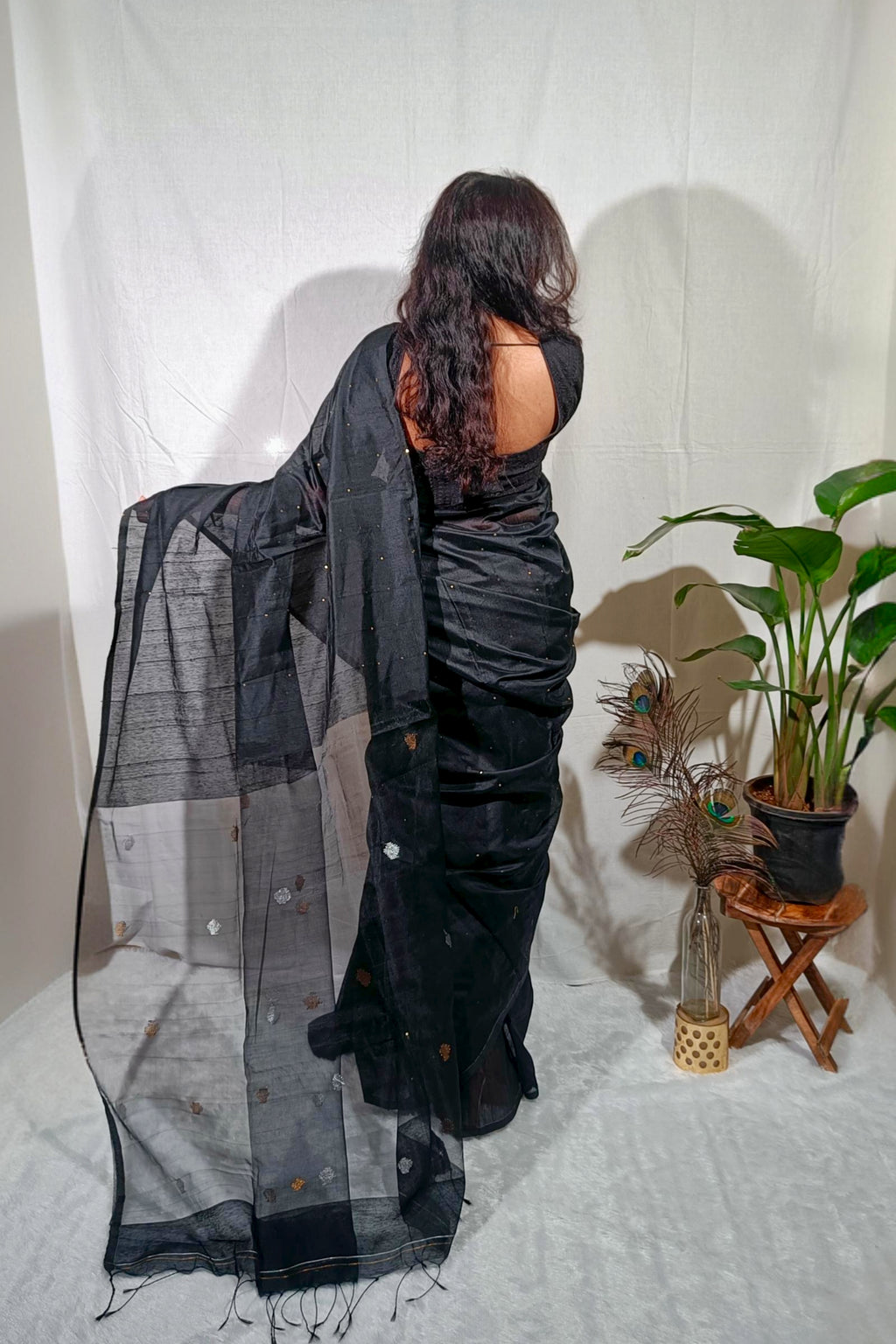 Pallu Story (Black)
