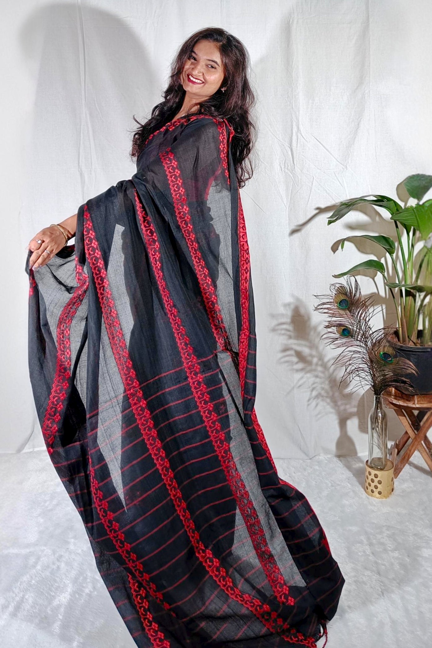 Resham Touch (Black)