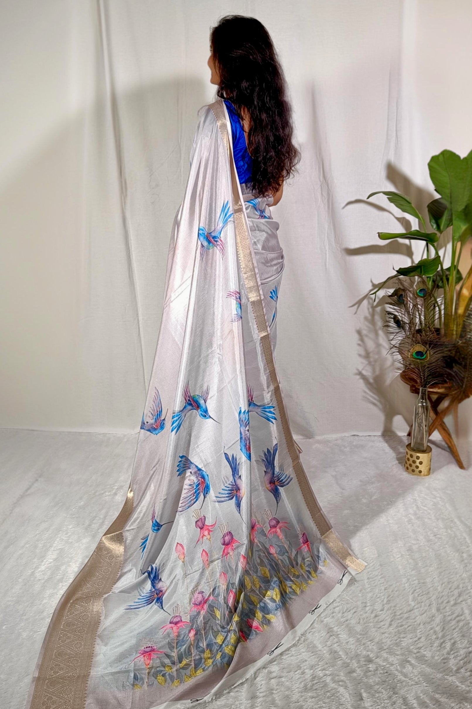 Humming Birds (Dusty Ivory)